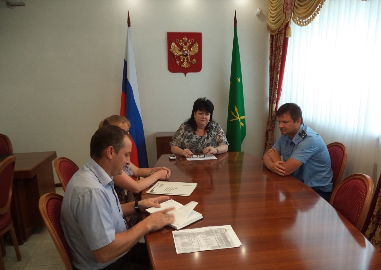 Руководитель Управления Росреестра по Республике Адыгея провела прием граждан
