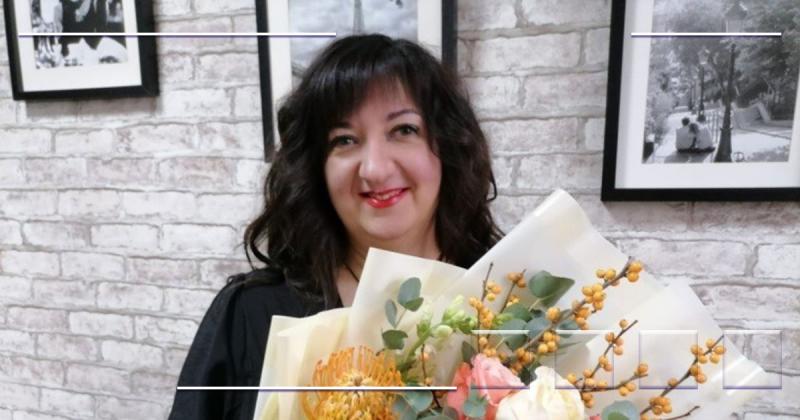 Улыбка сильнее серьёзного взгляда. Ирина Николаевна Корженкова о своем отношении к празднику 8 марта, работе, отдыху