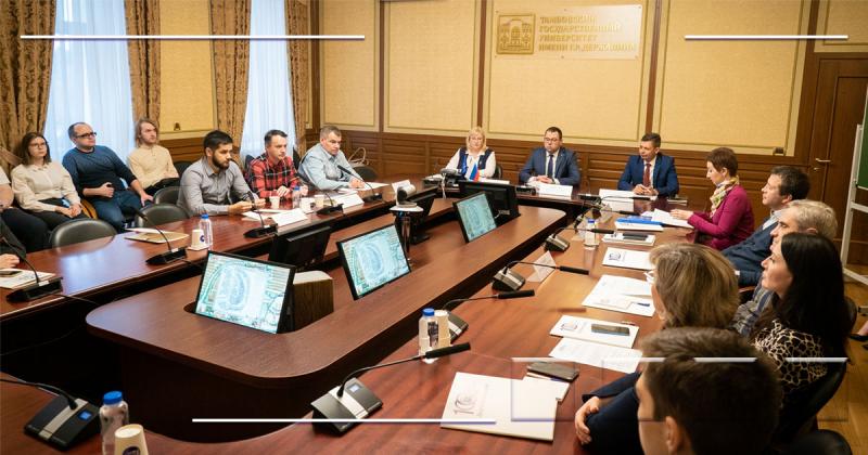 В Державинском совместно с региональным Управлением Росреестра провели круглый стол