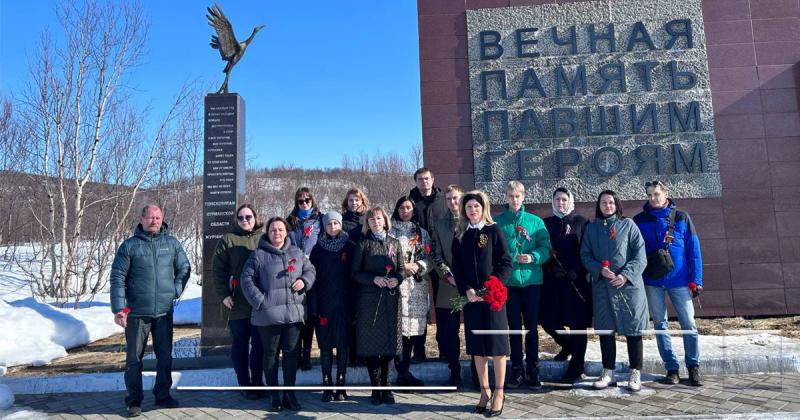 Сотрудники Росреестра по Мурманской области почтили память героев Великой Отечественной войны