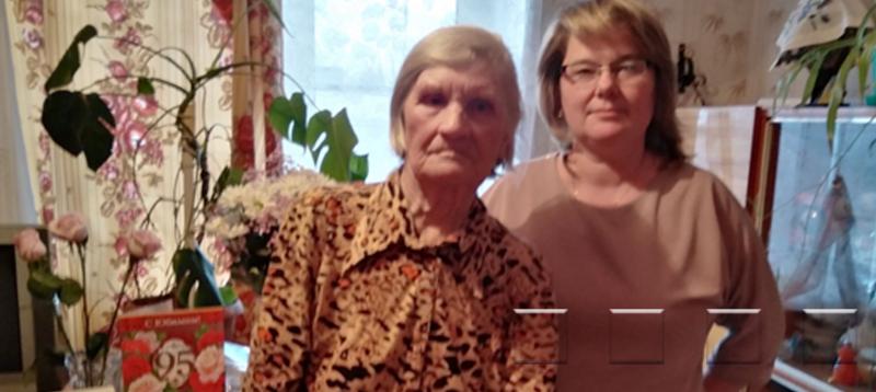 Вологодский Росреестр поздравил с 95-летним юбилеем ветерана Великой Отечественной войны