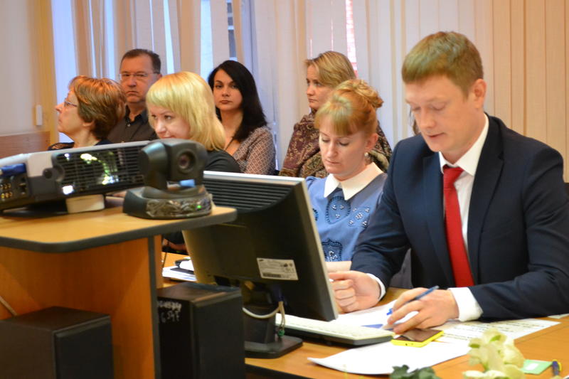 Управление Росреестра участвует в работе по снижению долгов по зарплате