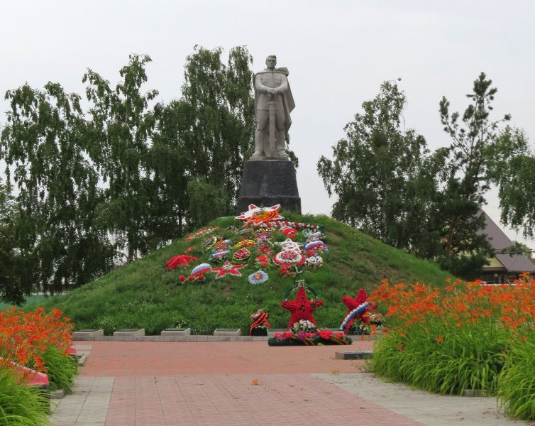 Памятники и мемориалы в городах и районах края, установленные в память об участниках Великой Отечественной войны, зарегистрированы и поставлены на кадастровый учет