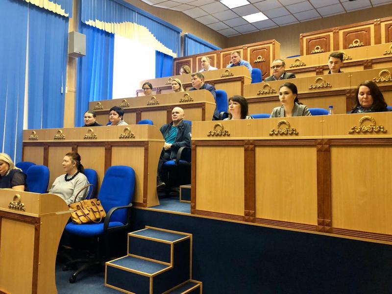 Управление Росреестра и Кадастровая палата по Ленинградской области провели встречу с предпринимателями Тихвинского района